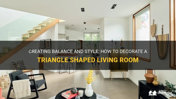 How to decorate triangle living room