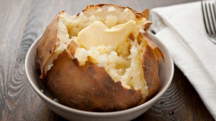 How to cook a restaurant style baked potato